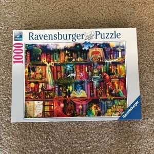 Ravensburger Treasure Hunt Bookshelf